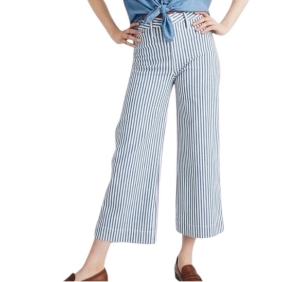 Madewell Denim - NWT Madewell Emmet Blue White Striped Jeans
Petite 28 Wide Leg Crop High Waist